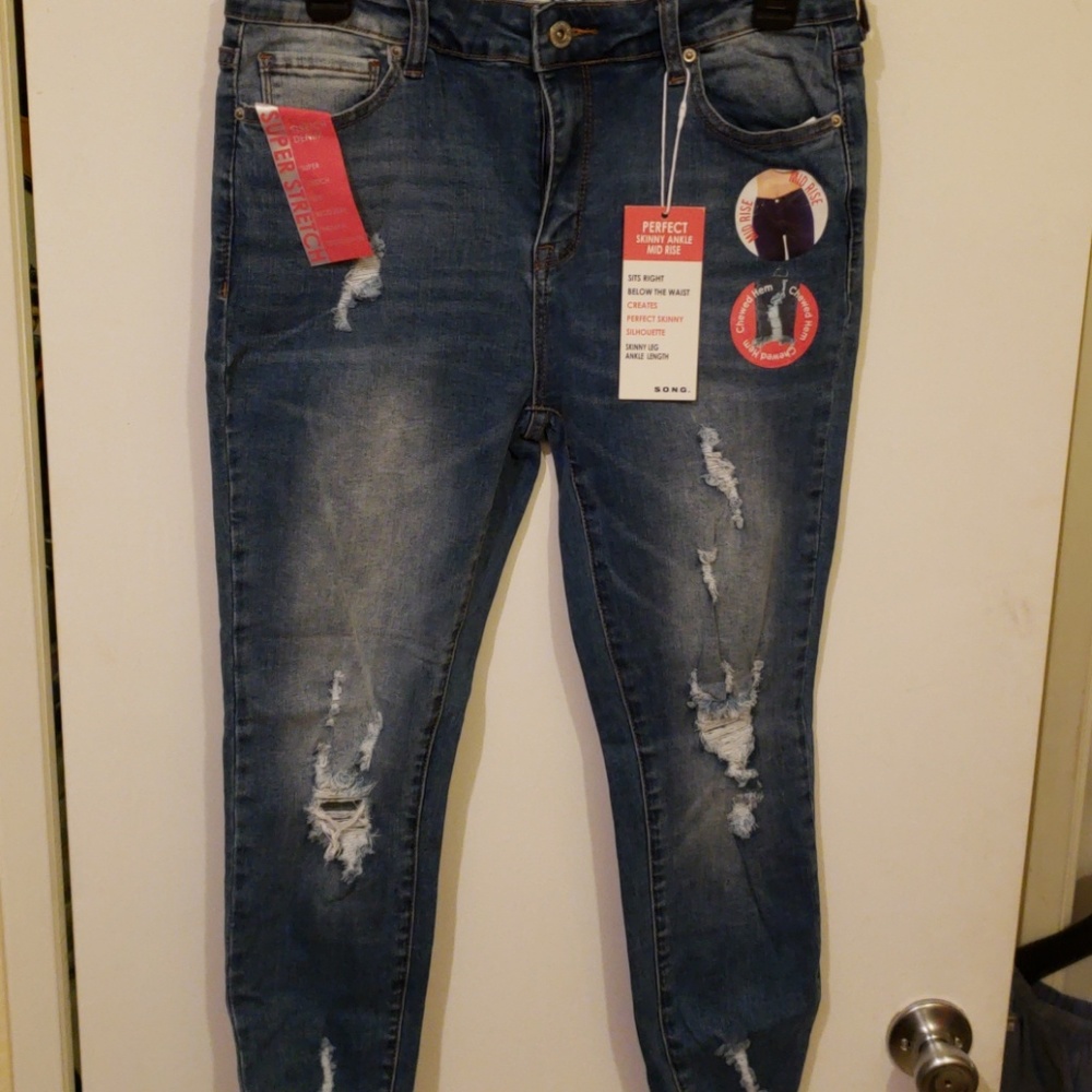 NWT Jean's